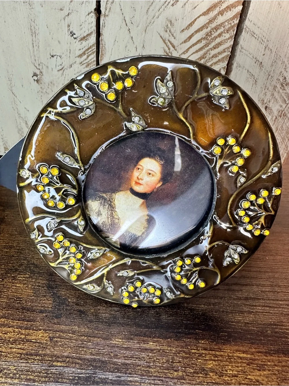 Collectives Vintage Style Round Picture Frame Enamel Rhinestone 4.5